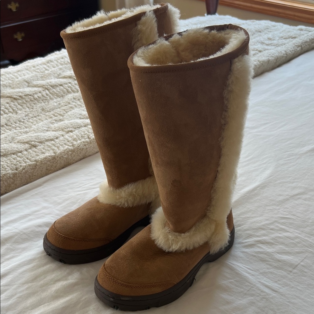 Ugg Sunburst Tall Chestnut